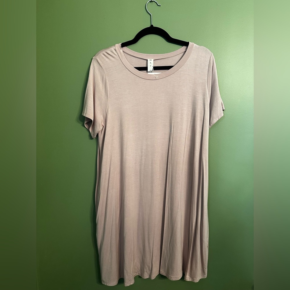 Cute T-Shirt Dress. NEVER WORN!